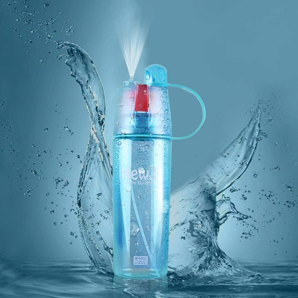 Ergonomic design of the 600ML spray water bottle with an integrated mist function.