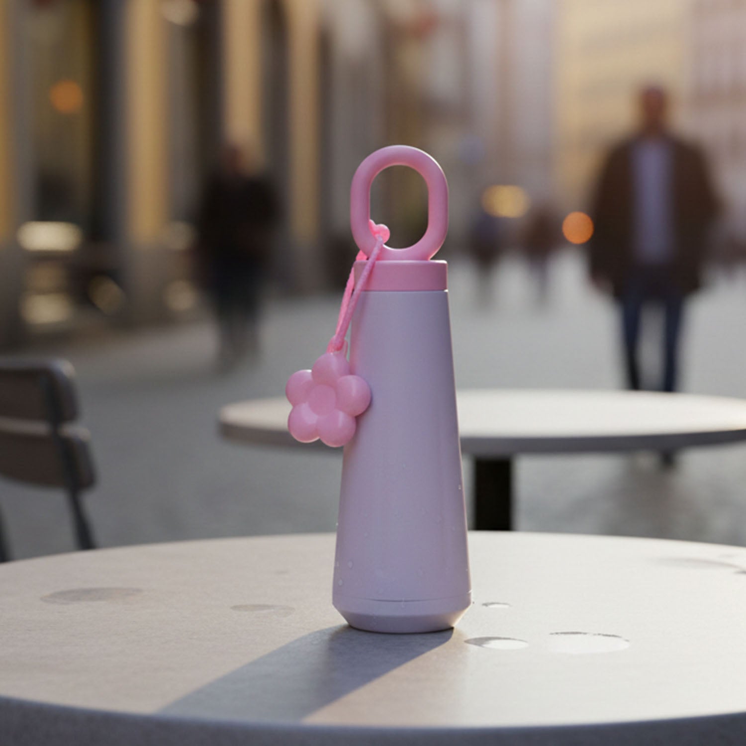 Close-up of leak-resistant cap on 450ML portable water bottle