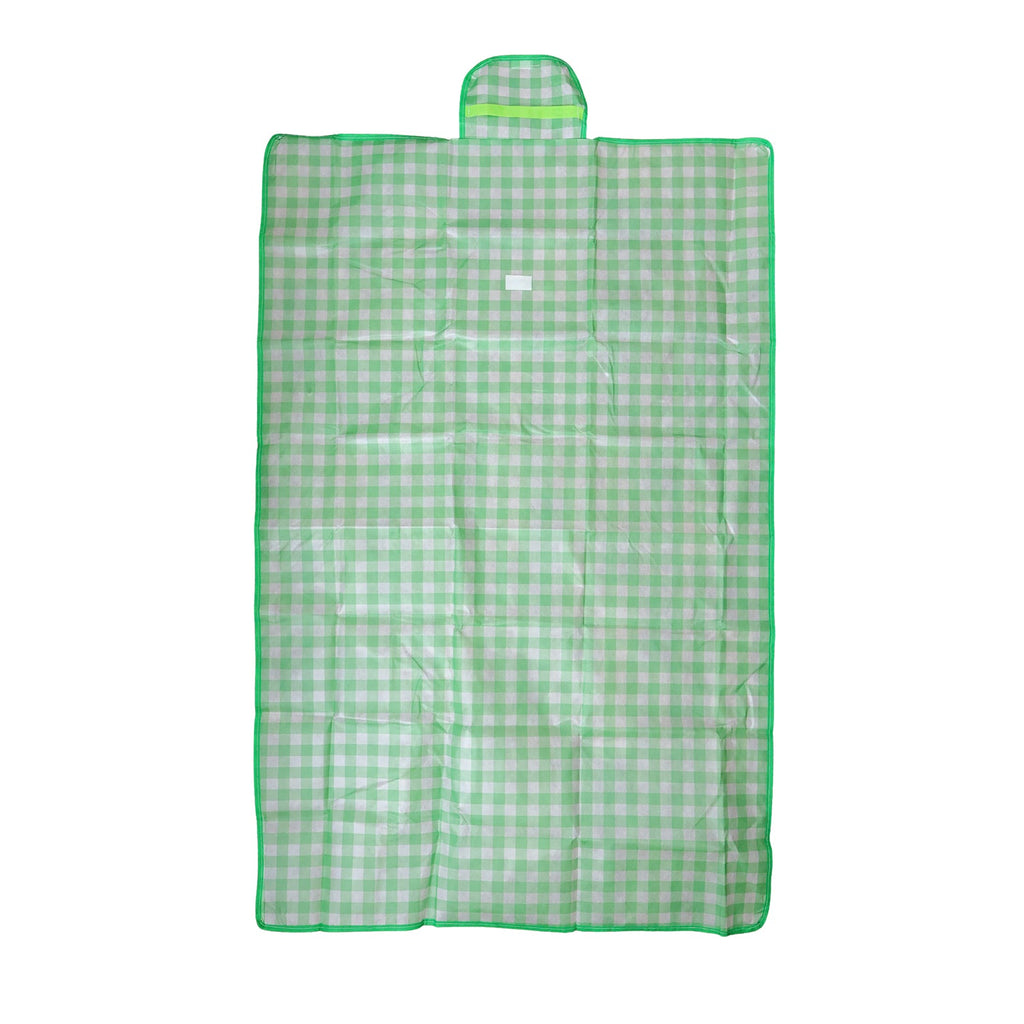 Easy-to-clean outdoor travel picnic mat, perfect for beaches and gardens