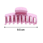 Size reference for  pink hair claw clip