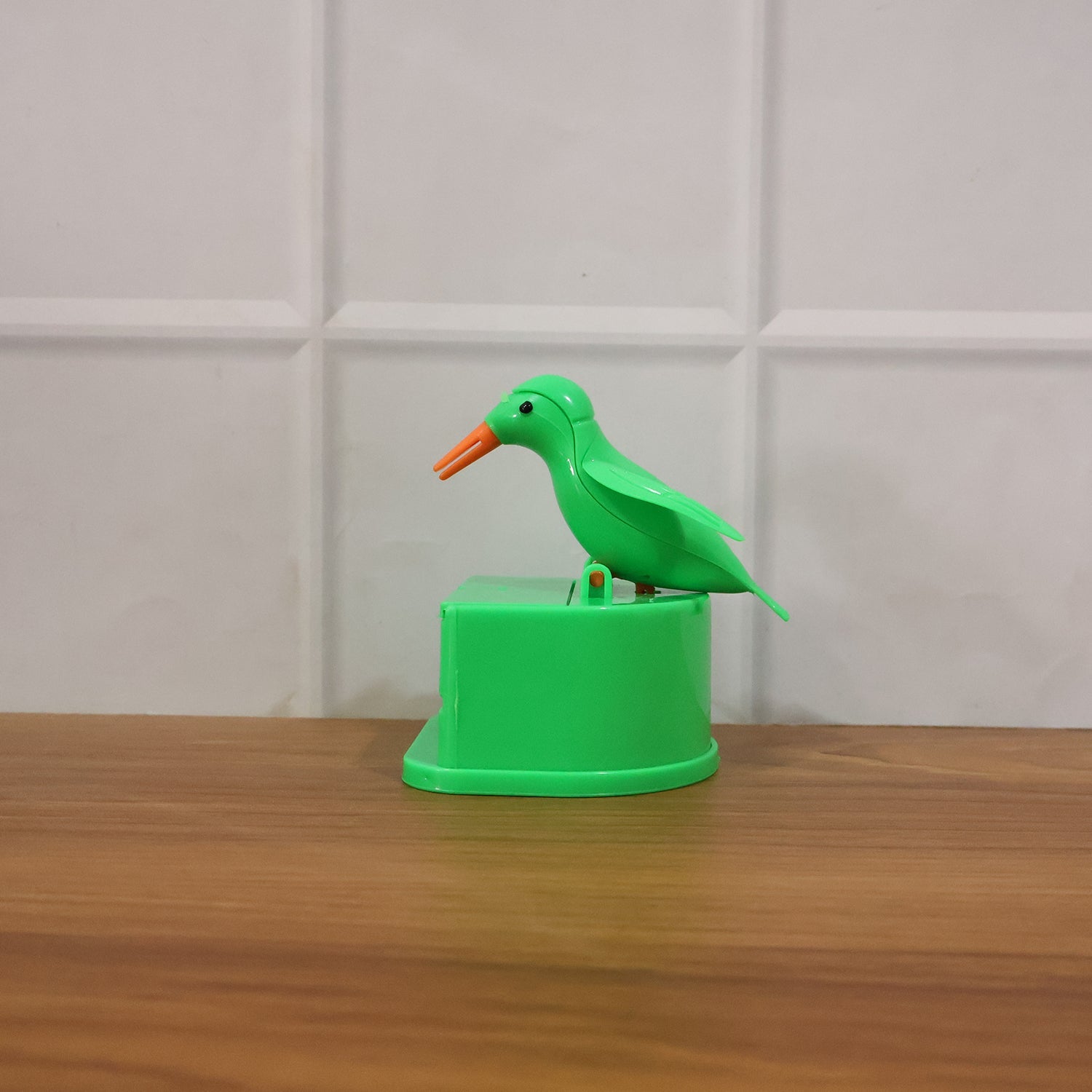 Complete view of bird-shaped toothpick dispenser with toothpicks inside