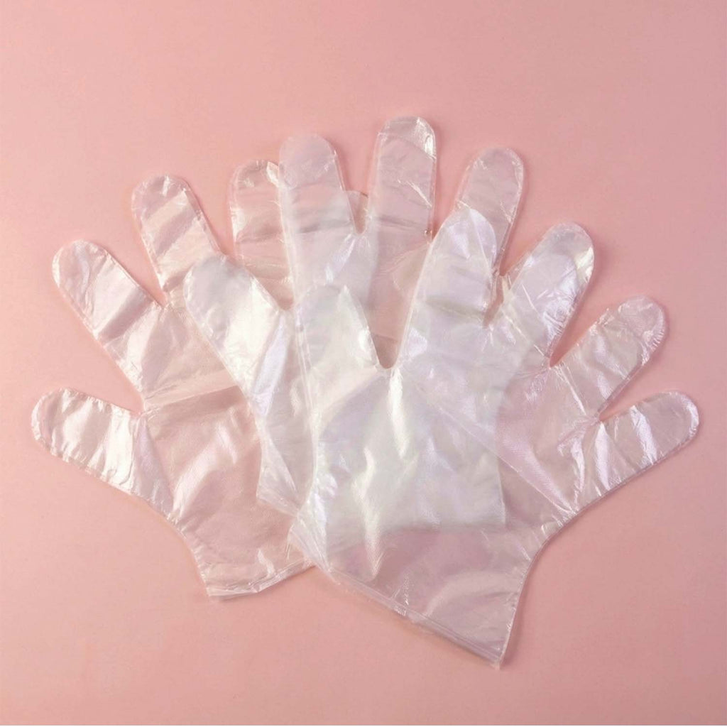 Disposable clear gloves suitable for cleaning and food tasks