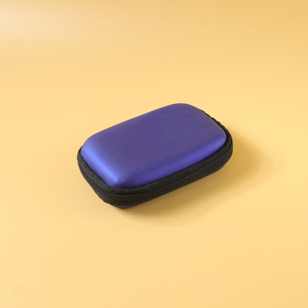 Earbud organizer carry case for small gadgets