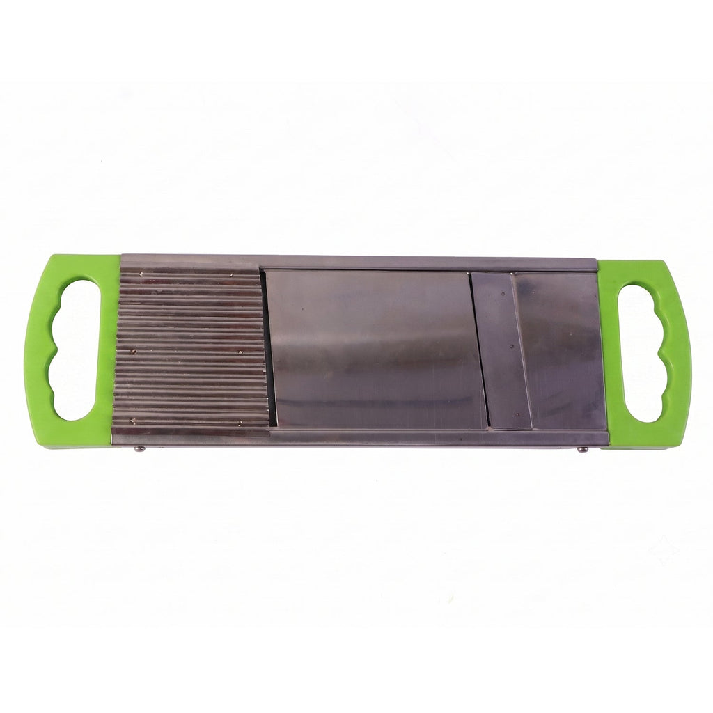 Detailed view of the slicing mechanism of the 2-in-1 potato slicer, emphasizing efficiency.