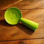 Easy to clean non-stick rice serving spoon with ergonomic handle