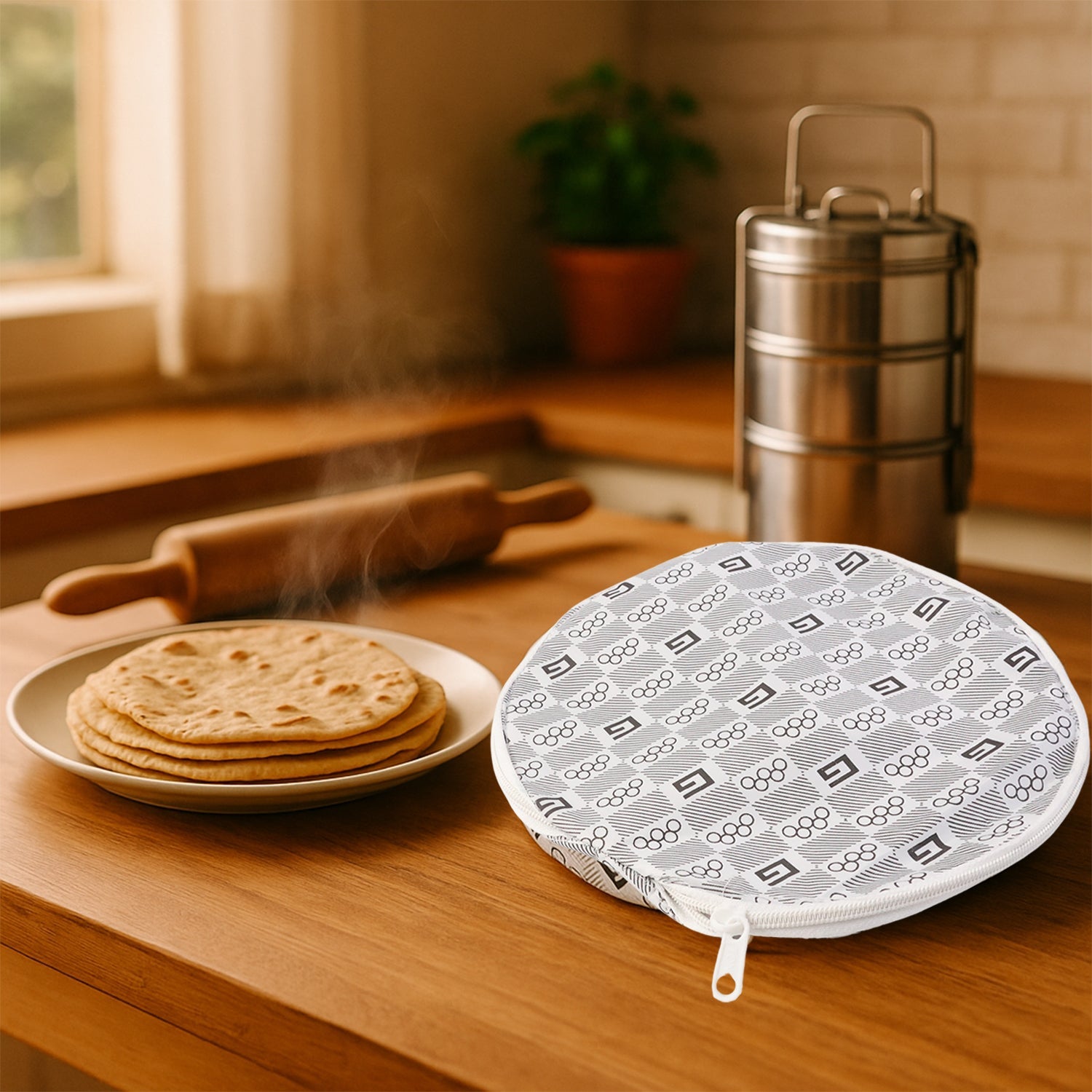 Thermal roti pouch designed to keep rotis warm