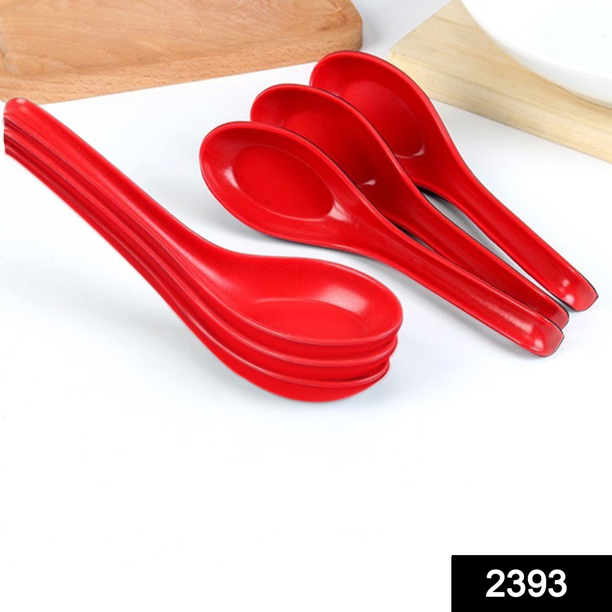 Colorful unbreakable dessert spoons, ideal for daily meals and gatherings.