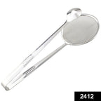 Close-up of the stainless steel frying filter spoon's clip mechanism.