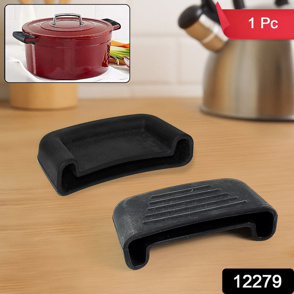 Grip ease silicone sleeve for pot handle providing safety while cooking