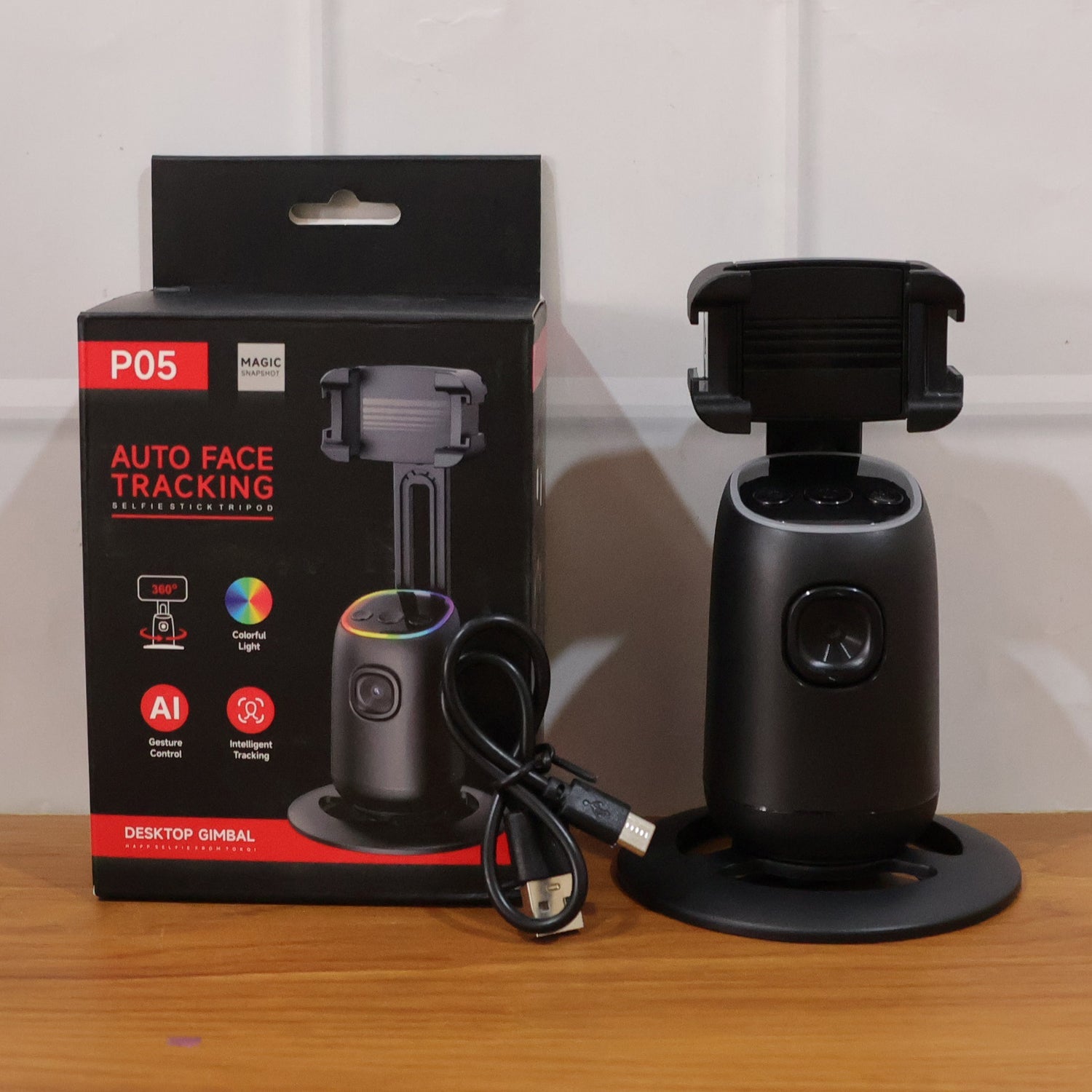 Intelligent phone holder designed for content creators