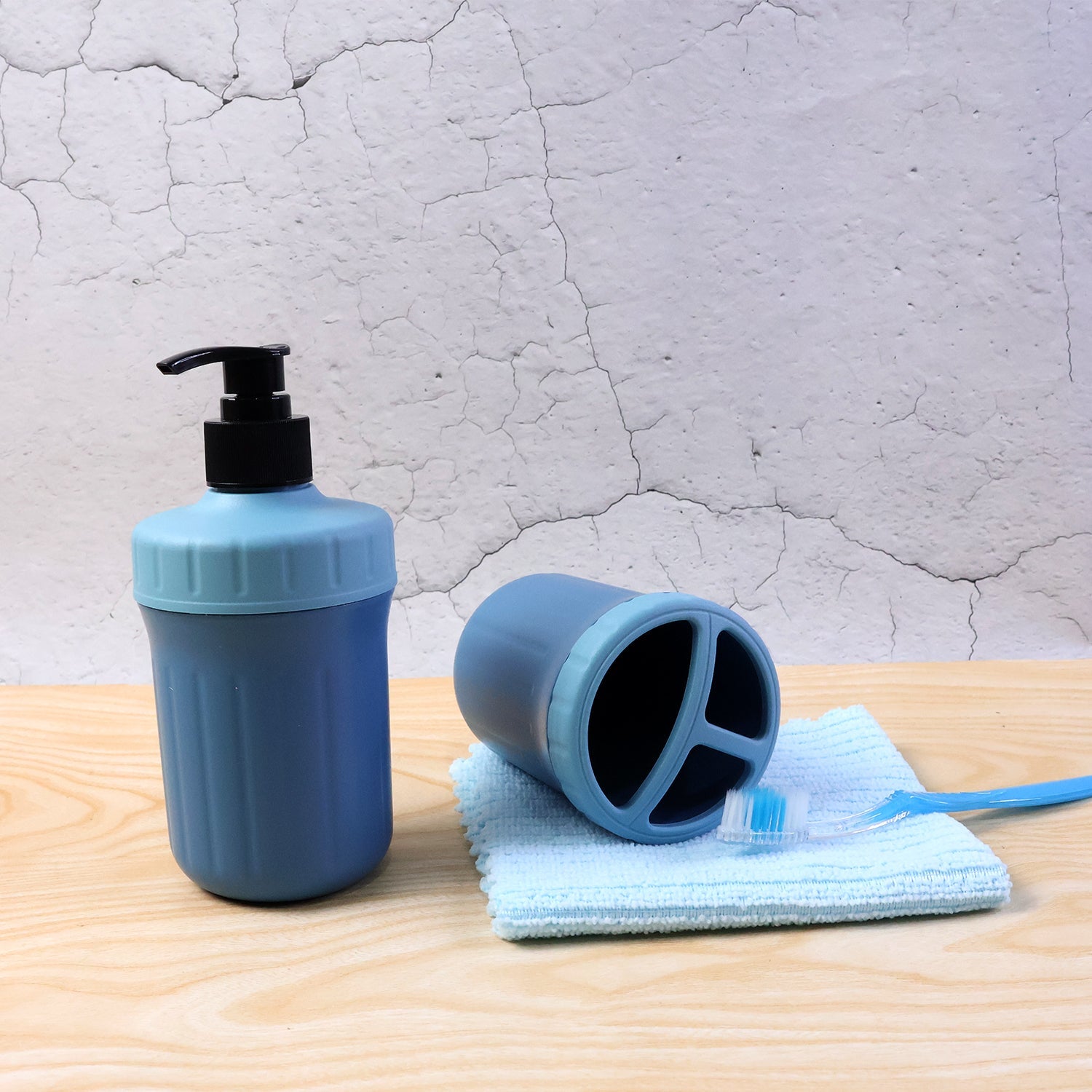 Multipurpose liquid soap dispenser for hygienic and organized home