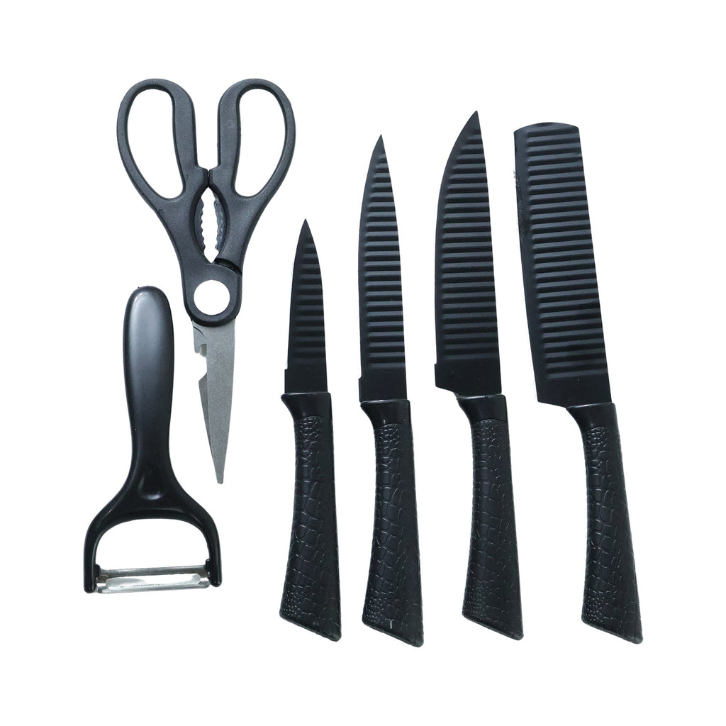 kitchen scissors and knife combo included in set