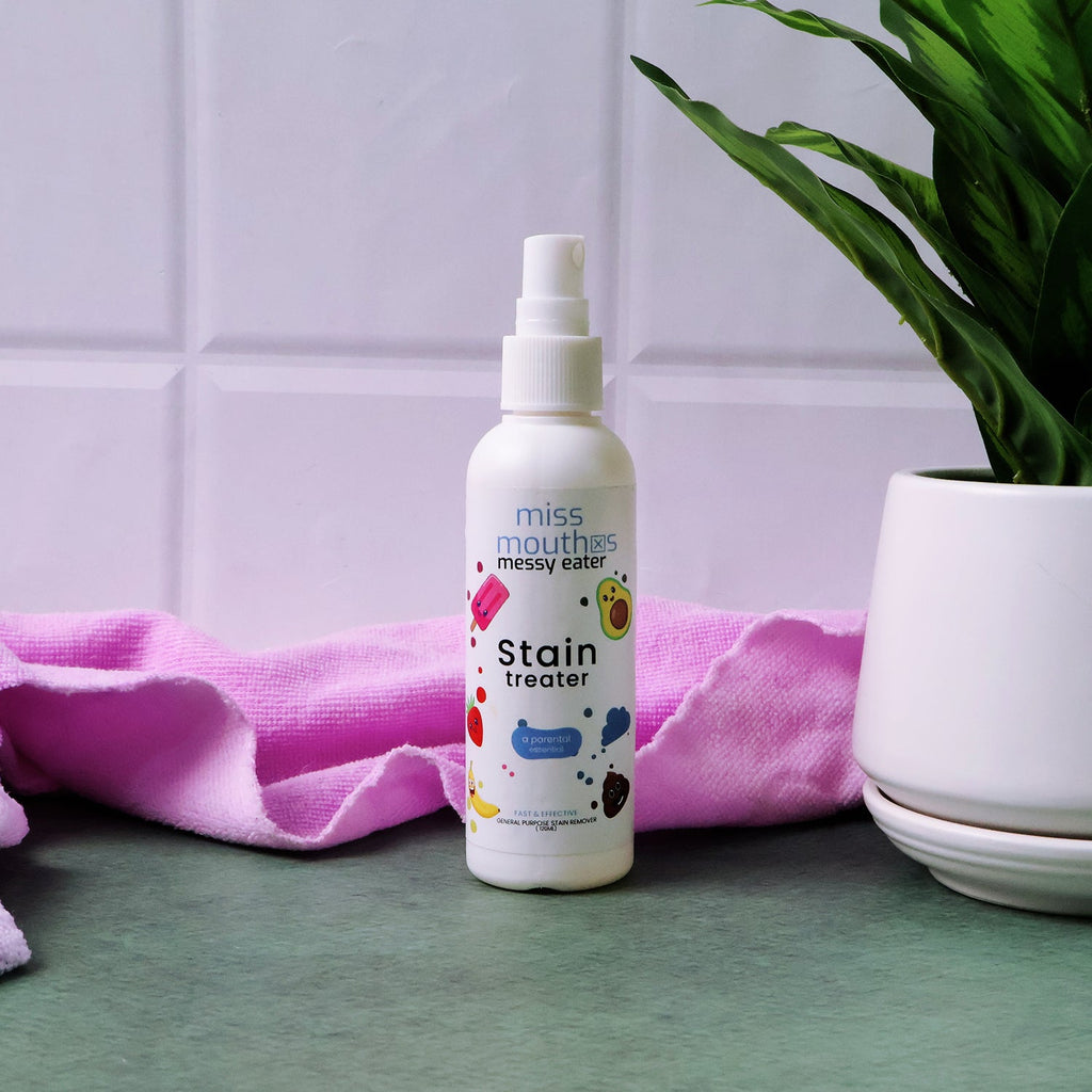 Spray nozzle of Instant Stain Remover for quick stain treatment