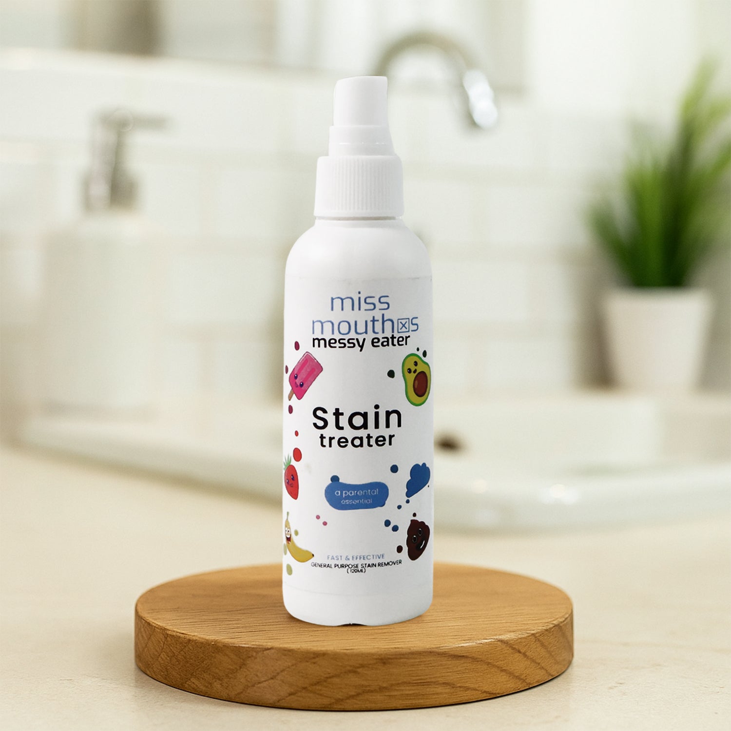Front view of 100ml Instant Stain Remover Spray for clothes and upholstery