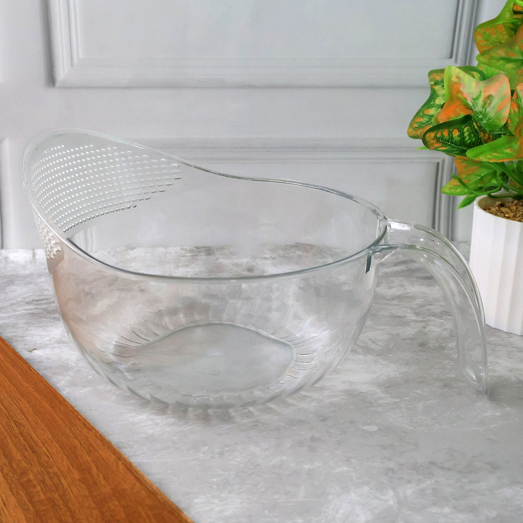 Kitchen mixing bowl with transparent design and ergonomic handle