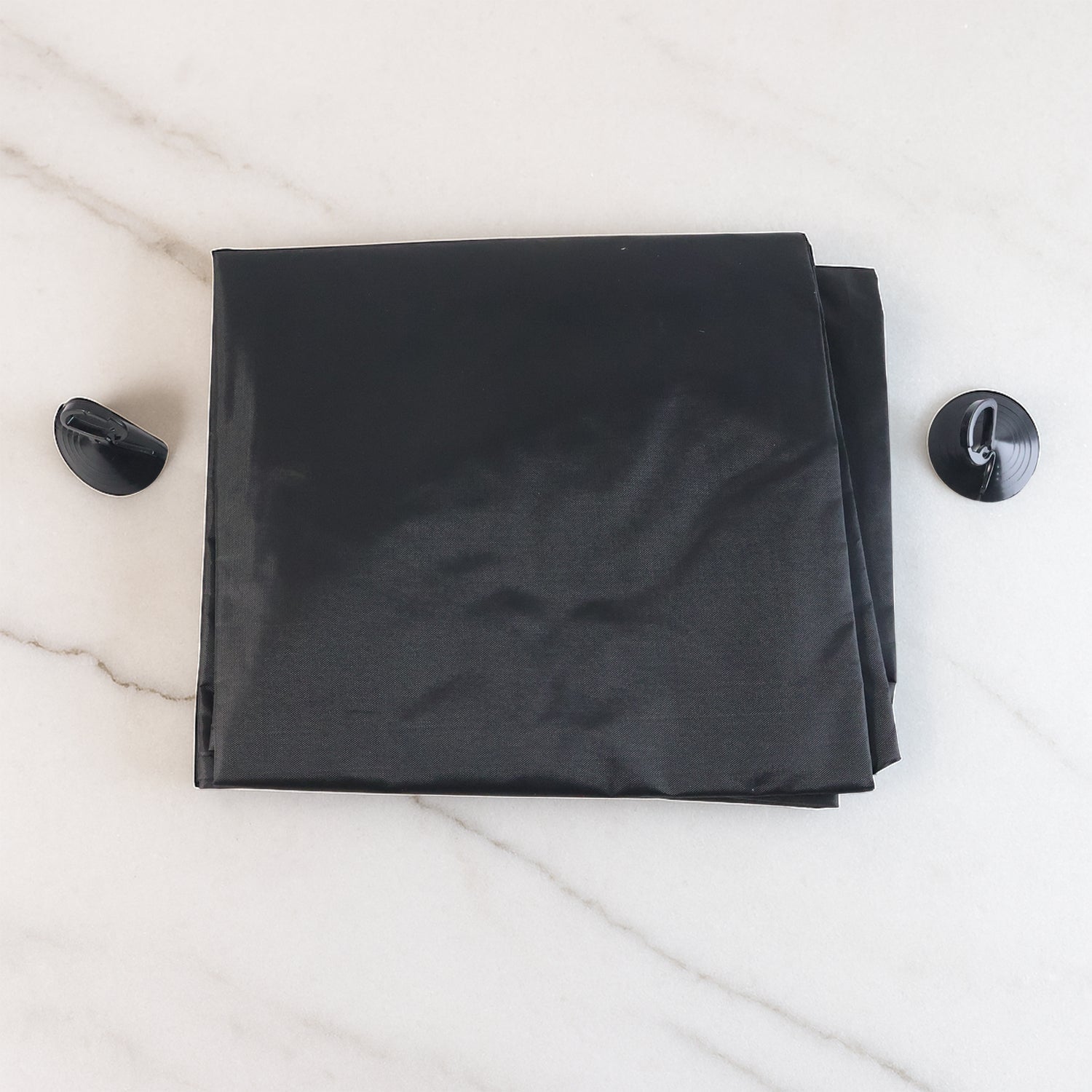 Durable stitching on universal car windshield snow and sun protection cover