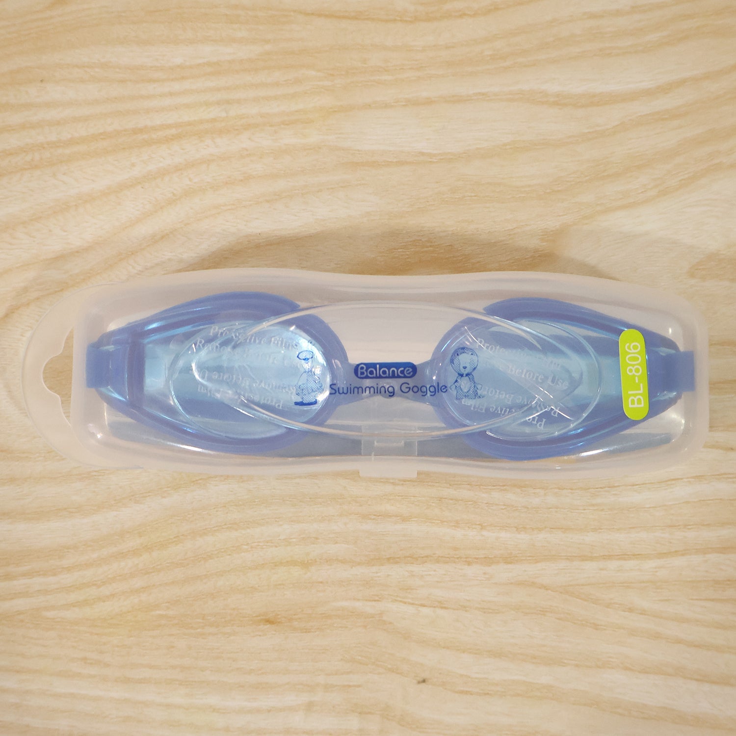 Lightweight premium kids goggles for water fun
