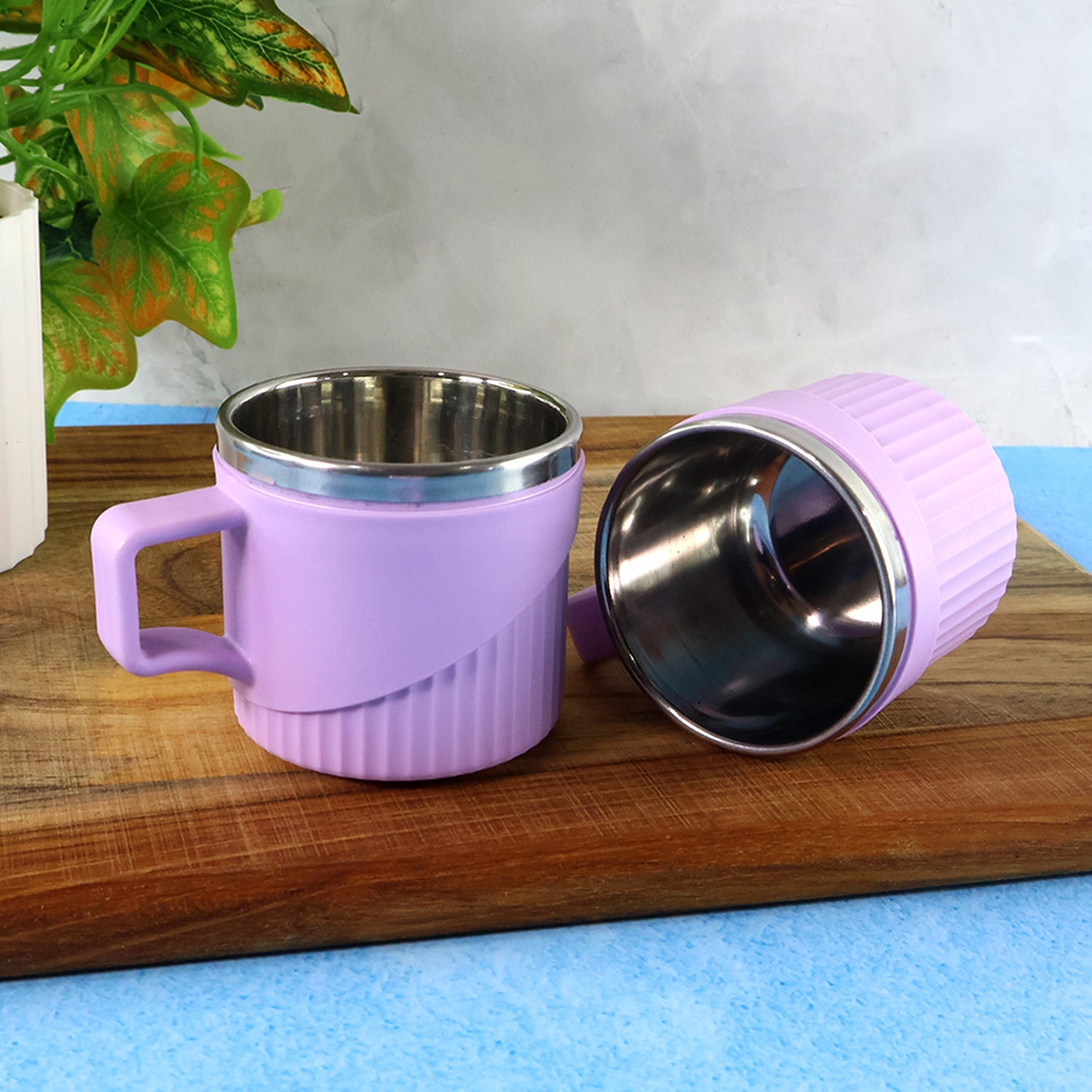Side angle view of the metal inner Tea Coffee Cups, highlighting their sturdy build.