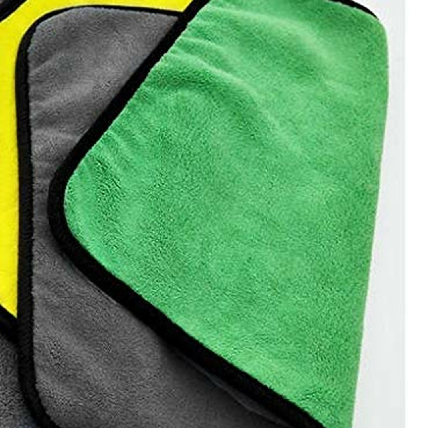 Folded microfiber cleaning cloth 40x30 cm ready for use or storage