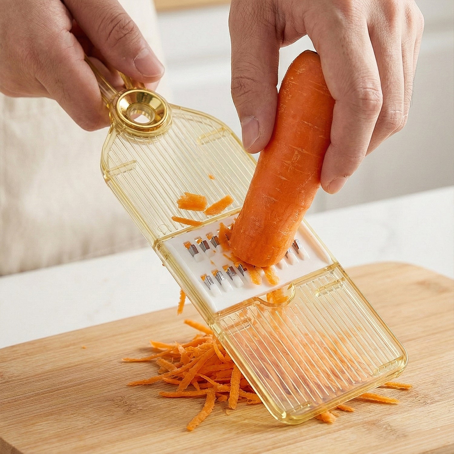 Kitchen vegetable cutter set for slicing and shredding