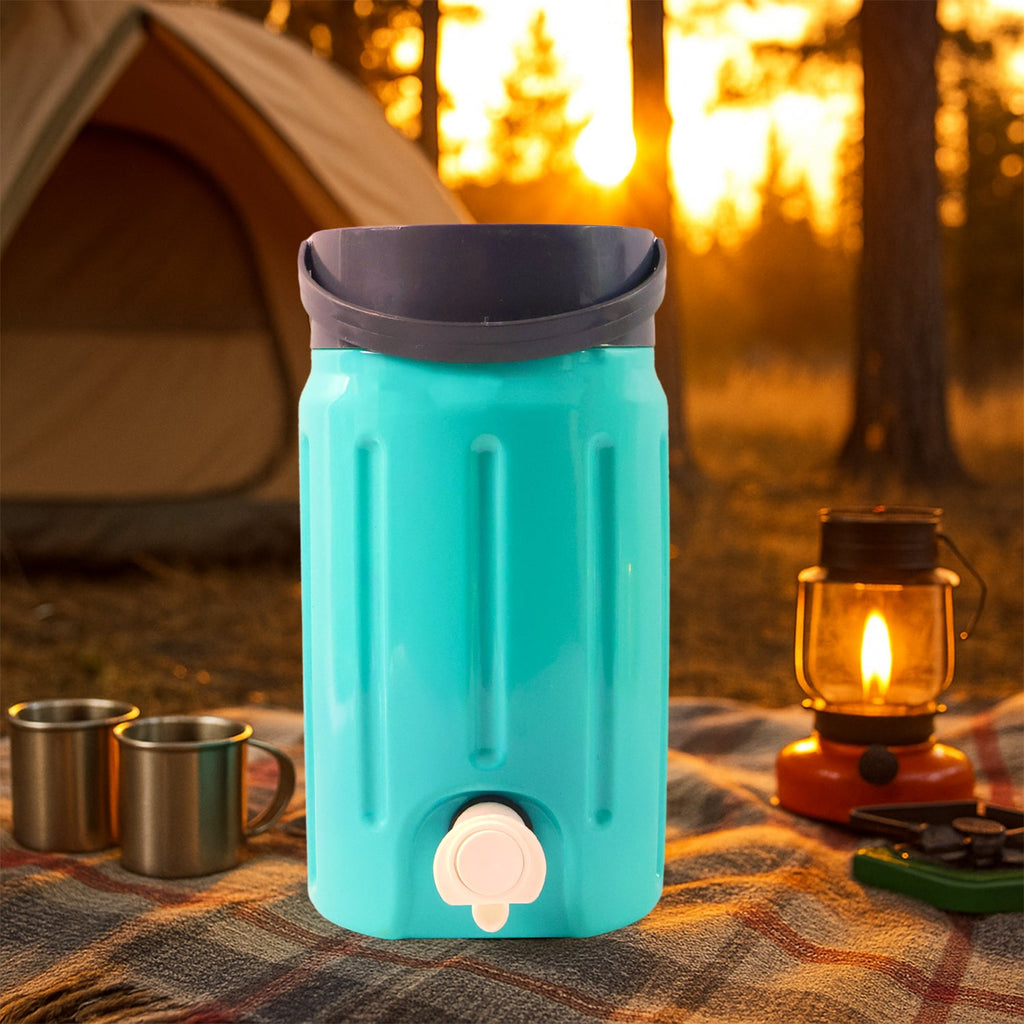 Close-up image of tap on insulated 2 litre water jug