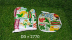Plain background shot of the professional cotton oven mitt.
