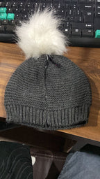 Model wearing the skull slouchy winter beanie cap, showcasing its fit and style.
