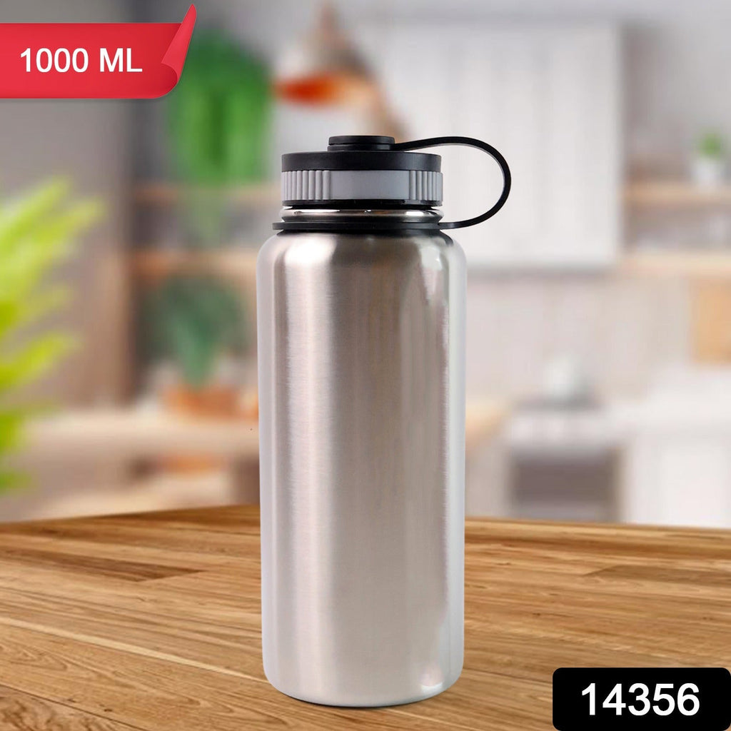 Insulated silver water bottle designed for long-lasting temperature retention