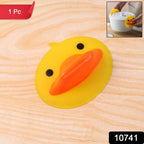 Close-up view of heat resistant silicone hot pot holder clip