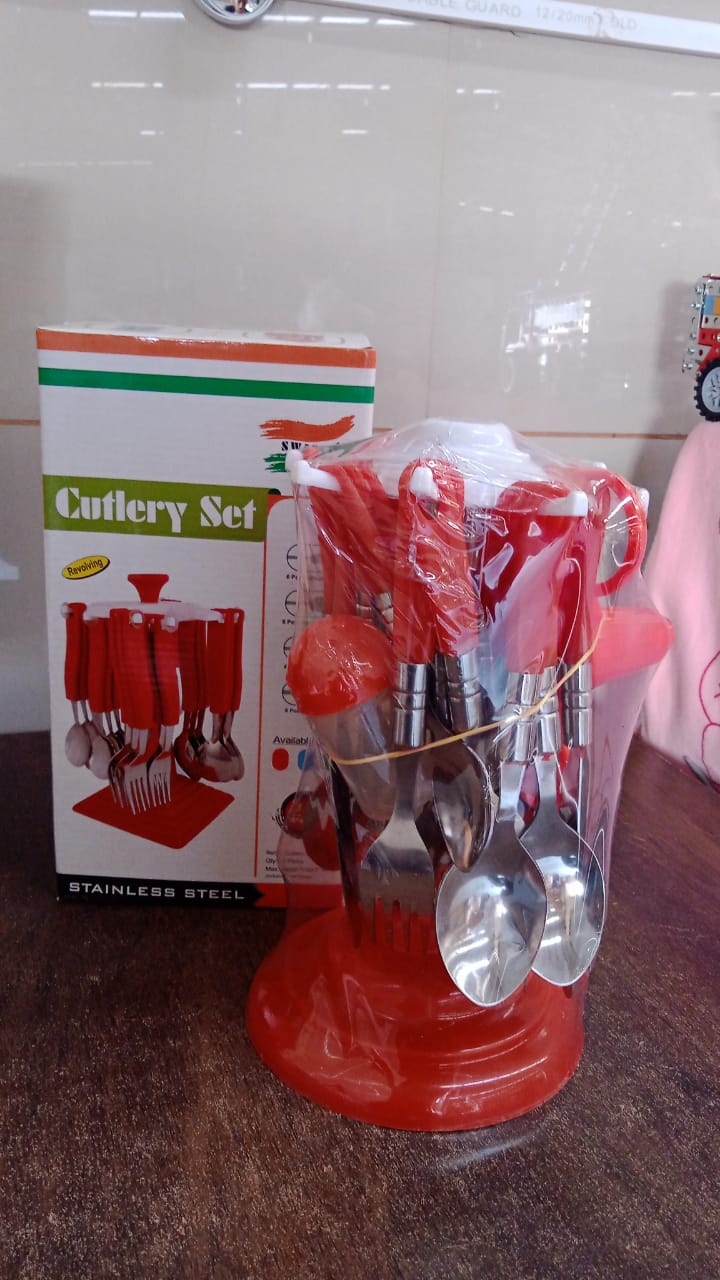 Packaging box for the TitanVault 26-piece luxury cutlery set, indicating a perfect gift option.