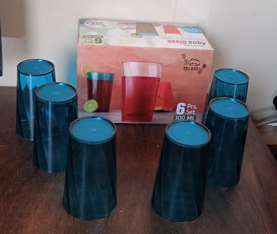 Round highball drinking glasses showcasing their premium quality.