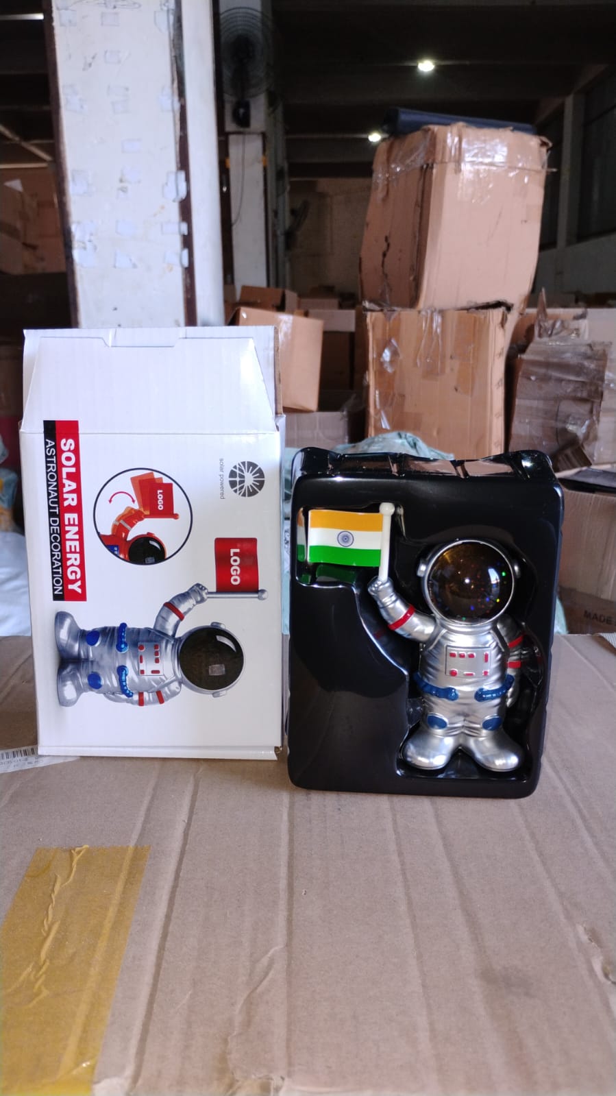 Solar astronaut ornament with moving hand and Indian flag for dashboard decor