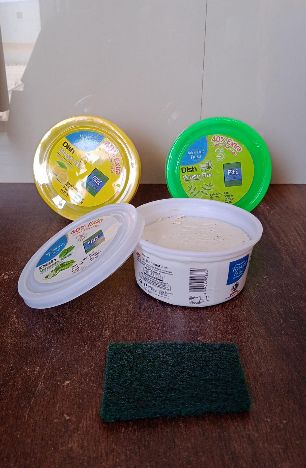 Wonder Fresh Dishwash Bar displayed alongside its eco-friendly packaging and fresh aroma.