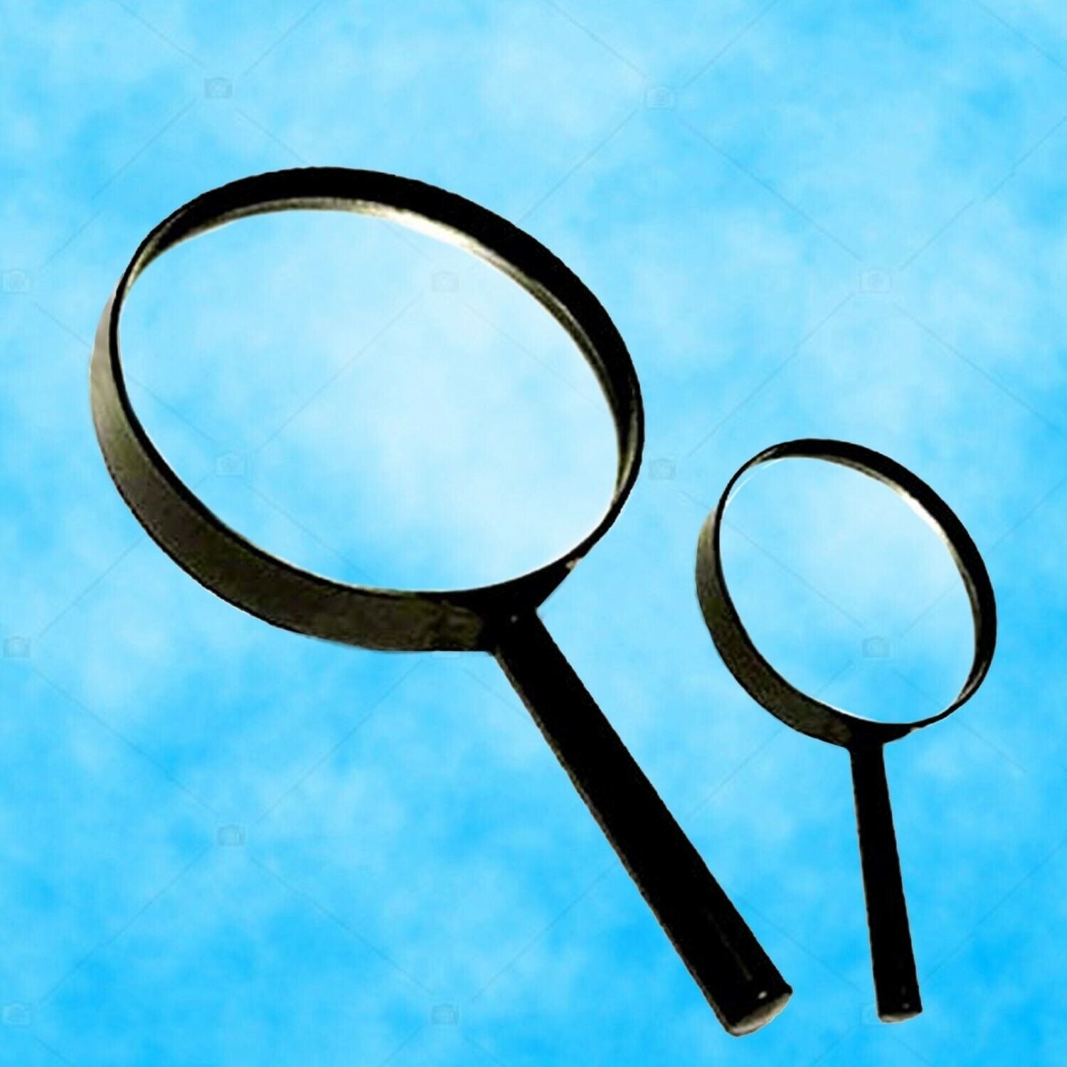 Durable glass magnifying glass featuring an ergonomic handle and eye protection lens.