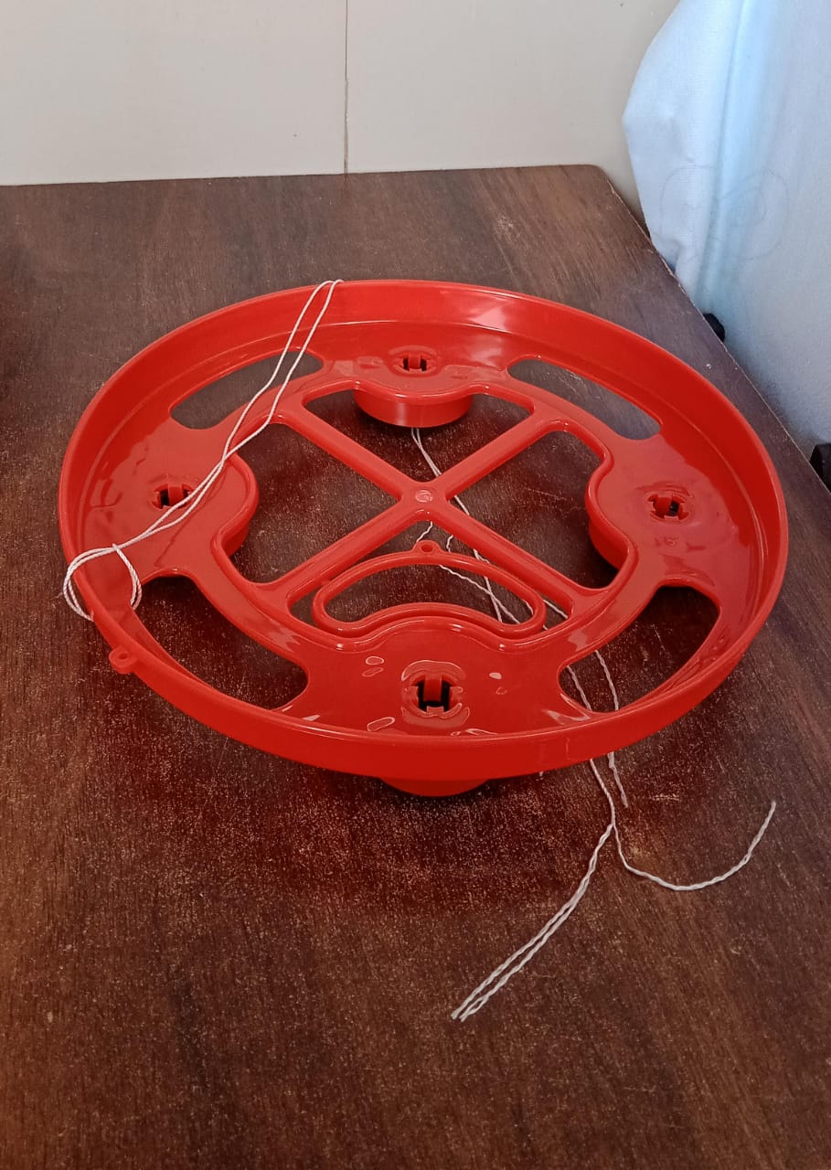 Gas cylinder trolley with ergonomic handle for easy movement of LPG cylinders