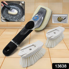 Ergonomic handle of the soap dispensing dish brush demonstrating easy soap release.