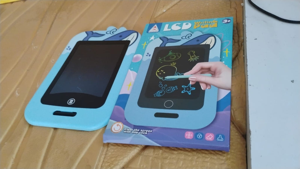 Kids LCD writing tablet showing pressure sensitivity on screen