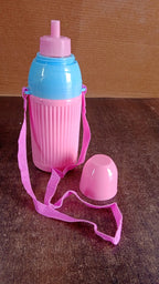 Travel-friendly kid's water bottle with adjustable strap.