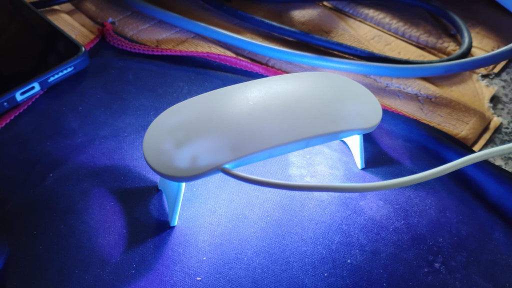 Compact foldable gel nail UV LED lamp