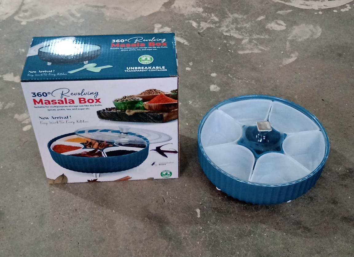 The versatile plastic container ready for multipurpose kitchen storage.