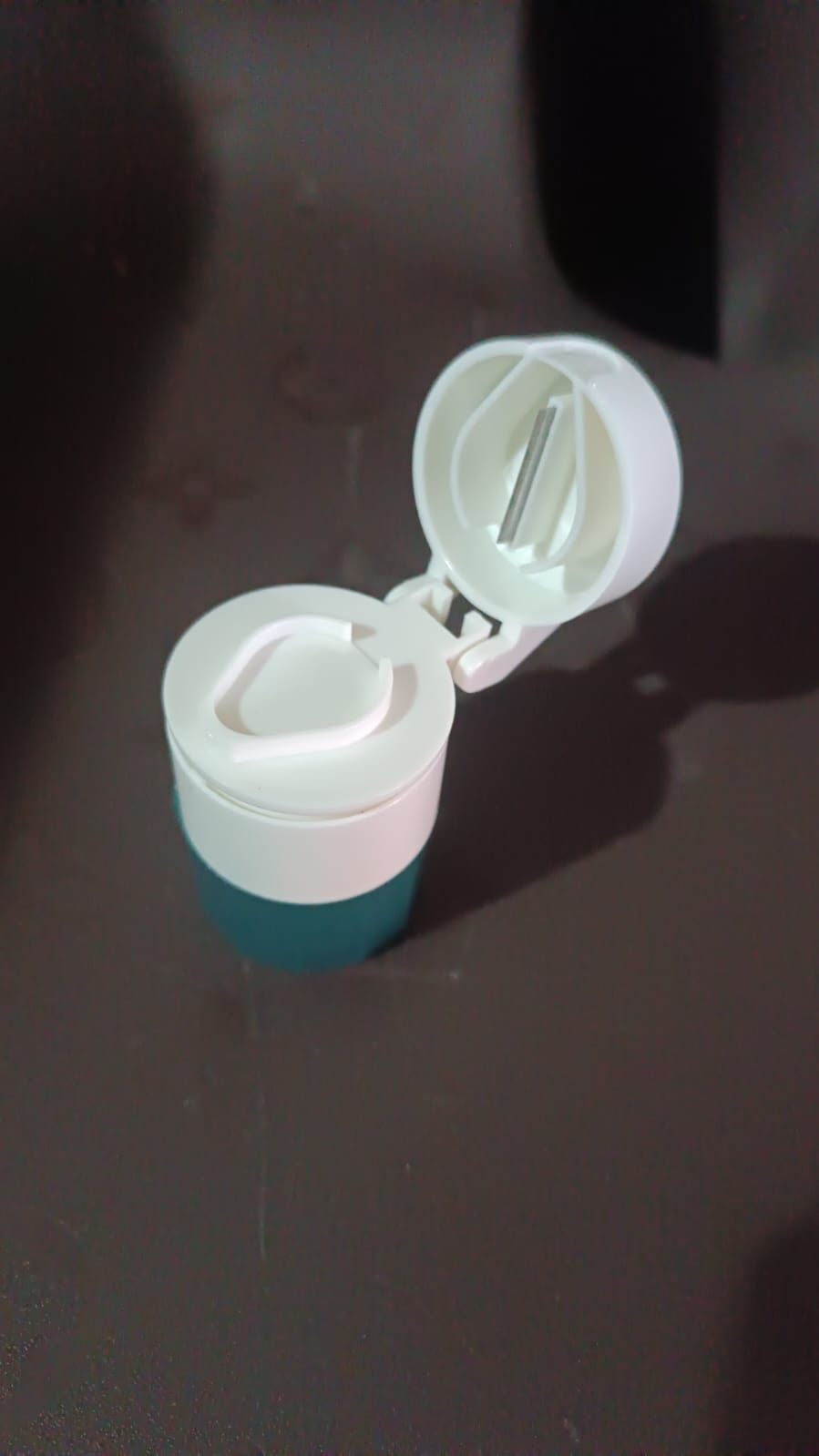 Pill crusher designed for crushing big and small pills efficiently