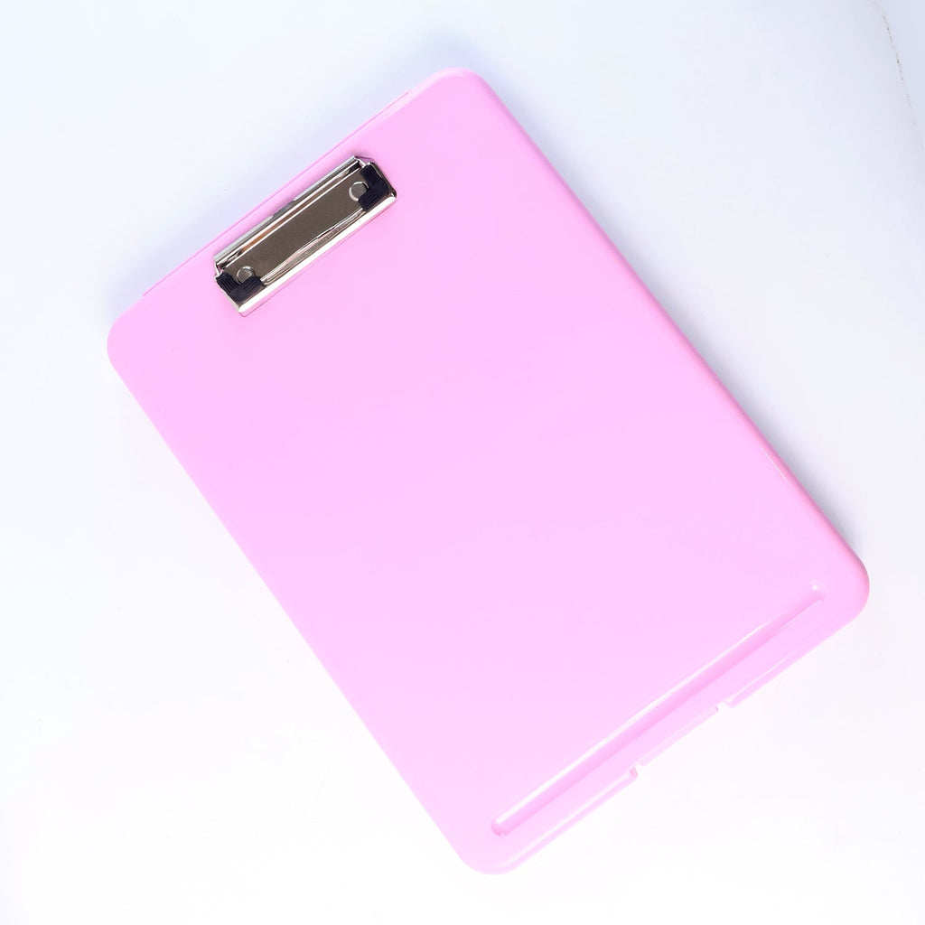 Back view of lightweight A4 clipboard designed for portability and durability