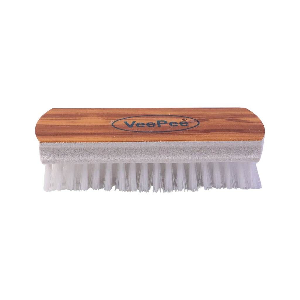Close-up of nylon bristles on VeePee heavy-duty cloth washing brush
