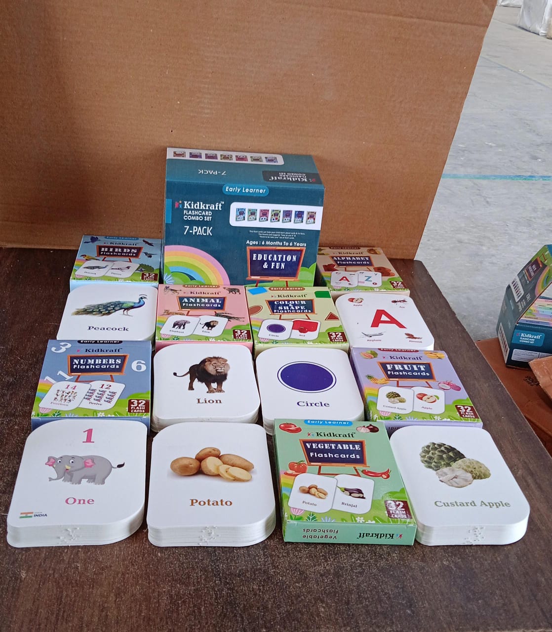 Flashcard set including fruits and vegetables cards for toddlers