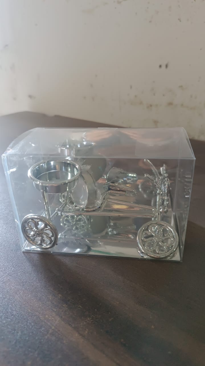Unique cycle tealight holder illuminated for decorative home lighting