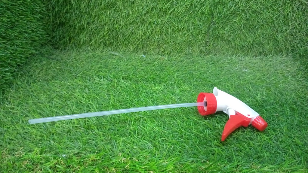Multi-purpose plastic Trigger Sprayer Nozzle with pipe, ideal for home and professional use.
