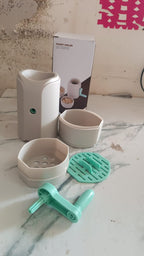 Packaging box for the manual peanut sheller machine.
