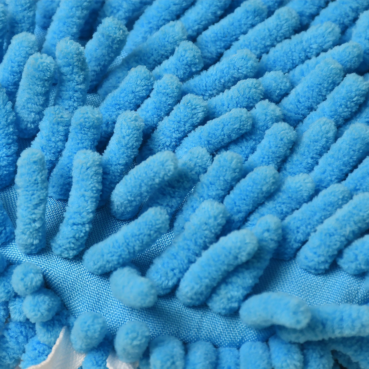Multi-surface microfiber duster for household and car cleaning
