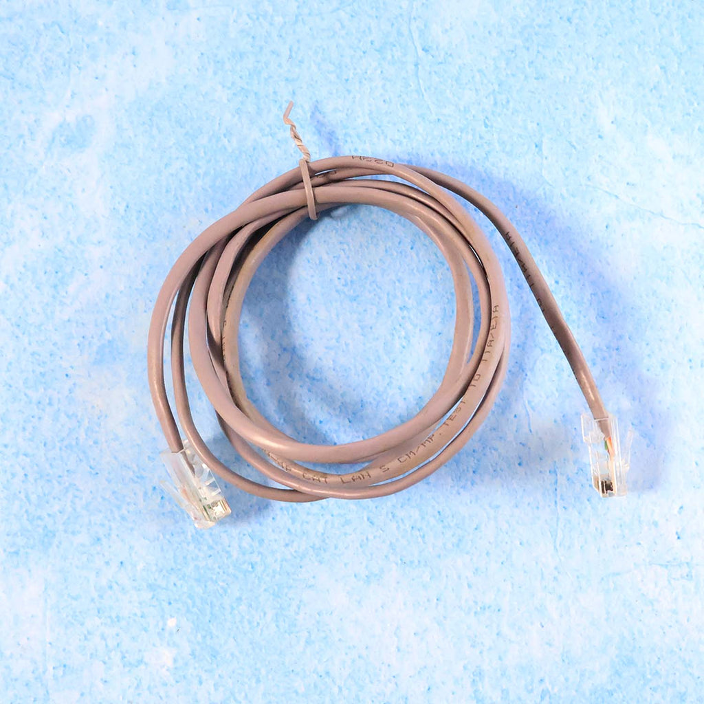 Durable Ethernet cable insulation and secure clips for stable connectivity