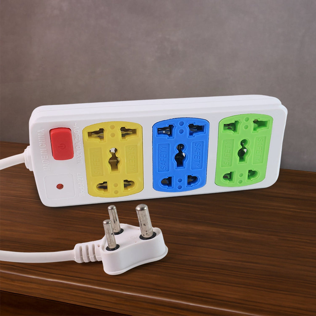 Compact universal 3-socket extension board with safety shutters